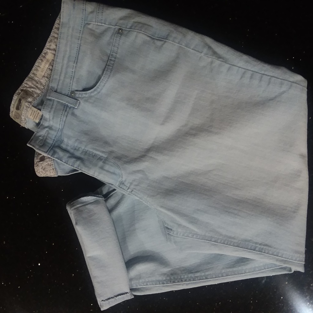 Vintage America Faded Blue Mid Rise Boyfriend Jean